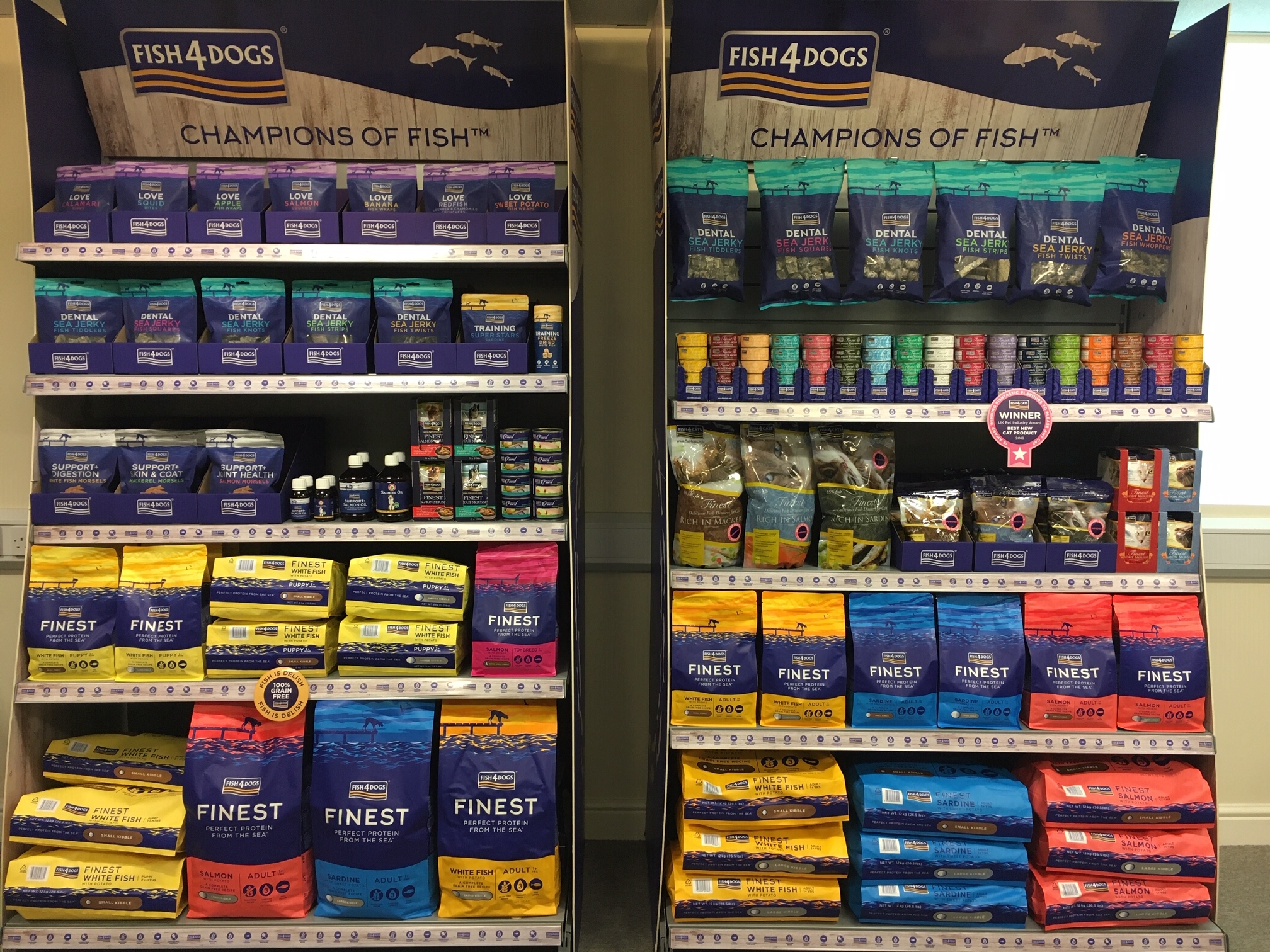 Fish4Dogs Fishionary Display